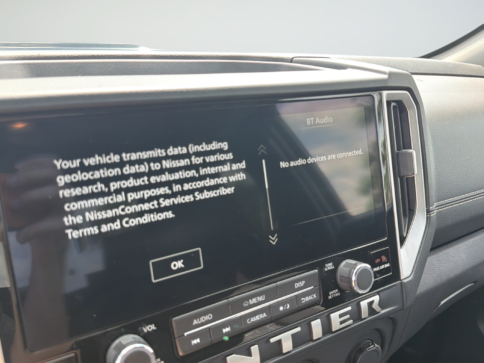 Certified 2025 Nissan Frontier SV RWD image 23