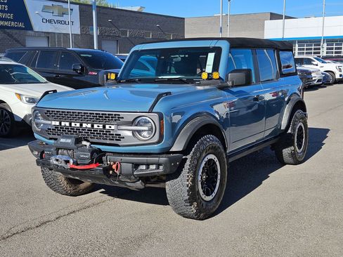 Used 2023 Ford Bronco Badlands AWD/4WD image 8