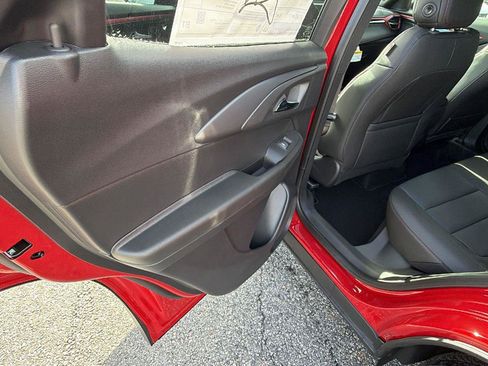 New 2026 Chevrolet TrailBlazer RS w/ Convenience Package FWD image 17
