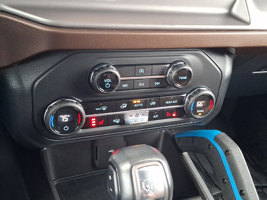 Used 2023 Ford Bronco 4-Door AWD/4WD image 17