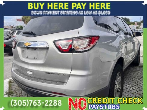 Used 2015 Chevrolet Traverse LT FWD image 6
