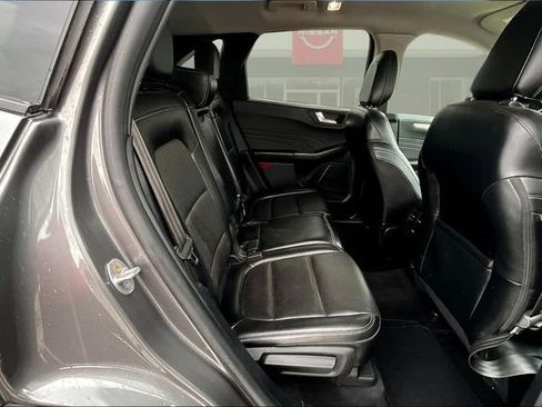 Used 2022 Ford Escape SEL w/ Class II Trailer Tow Package image 22