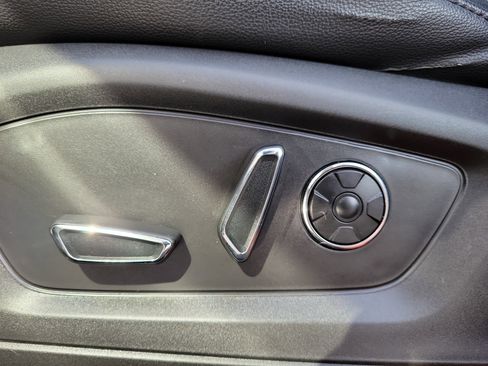 Used 2020 Ford Explorer ST w/ ST Street Pack image 21