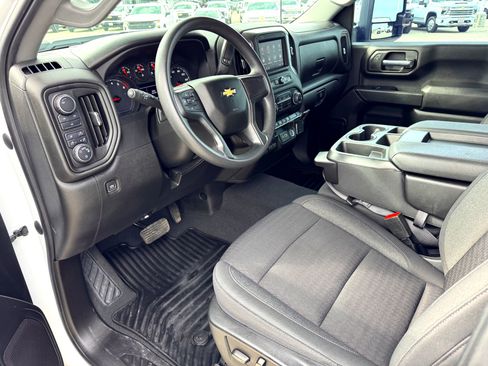 Used 2024 Chevrolet Silverado 2500 Custom w/ Custom Value Package AWD/4WD image 11