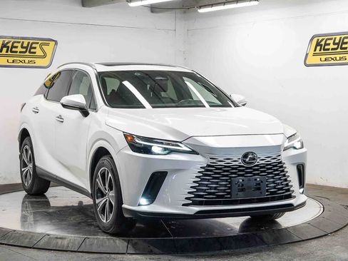 Used 2024 Lexus RX 350 FWD w/ Technology Package image 5