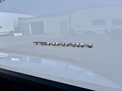 Used 2025 GMC Terrain Elevation AWD/4WD image 31