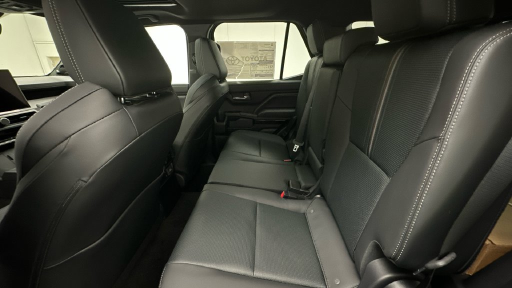 New 2026 Toyota 4Runner Limited AWD/4WD image 10