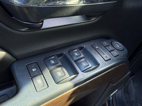 Used 2017 GMC Sierra 3500 Denali w/ Duramax Plus Package image 13