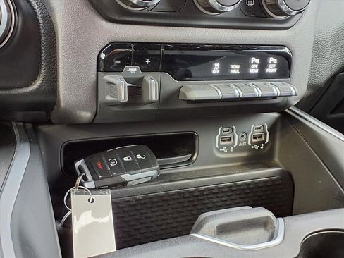 Used 2021 RAM 1500 Big Horn image 14