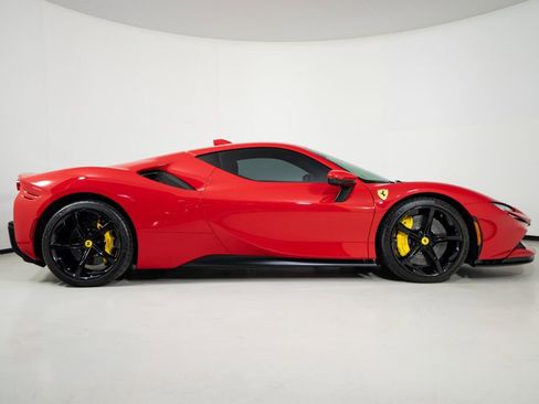 Used 2023 Ferrari SF90 Stradale image 13