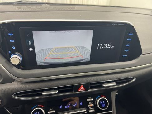 Used 2023 Hyundai Sonata SEL image 16