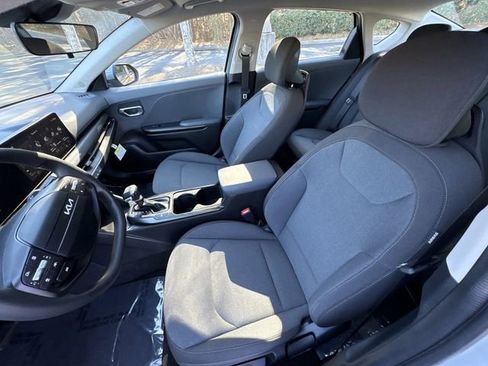 Certified 2025 Kia K4 LXS image 14