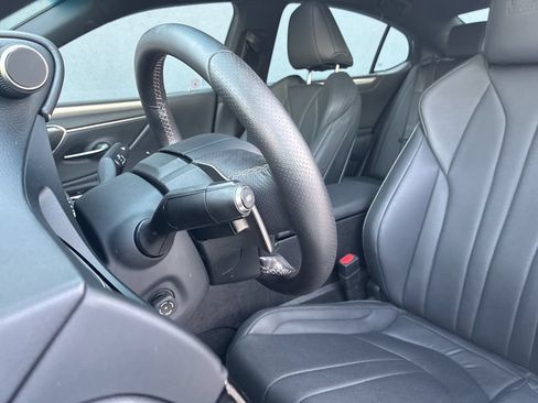 Used 2024 Lexus ES 350 F Sport FWD image 12