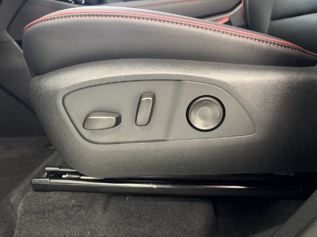 New 2027 Chevrolet Traverse RS AWD/4WD image 28