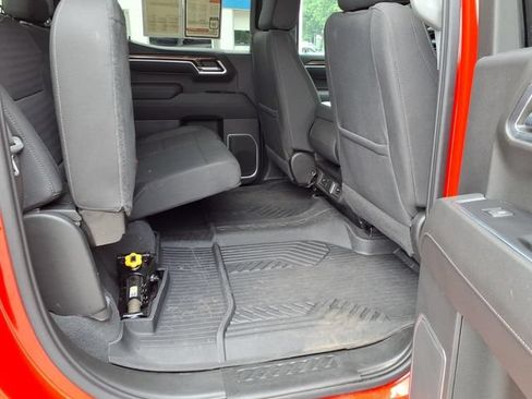 Used 2022 Chevrolet Silverado 1500 RST AWD/4WD image 29