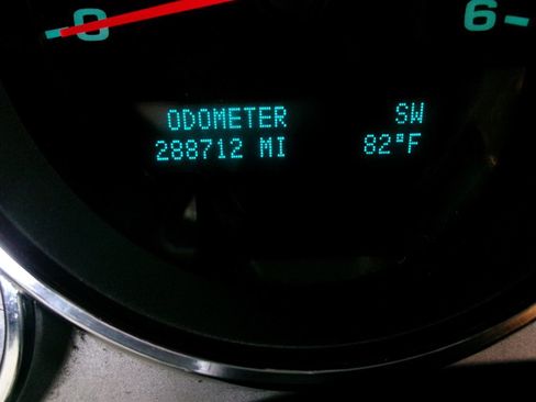 Used 2009 GMC Sierra 1500 SLE w/ Power Pack Plus AWD/4WD image 38