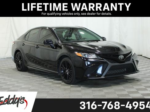 Used 2020 Toyota Camry SE w/ Protection Package (Q2) FWD image 1