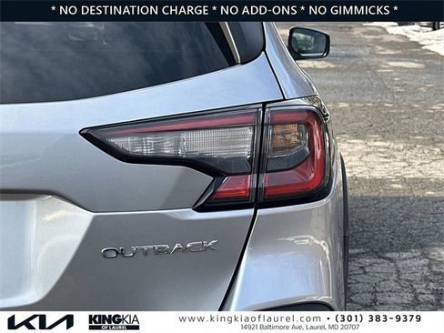 Used 2024 Subaru Outback Premium image 29