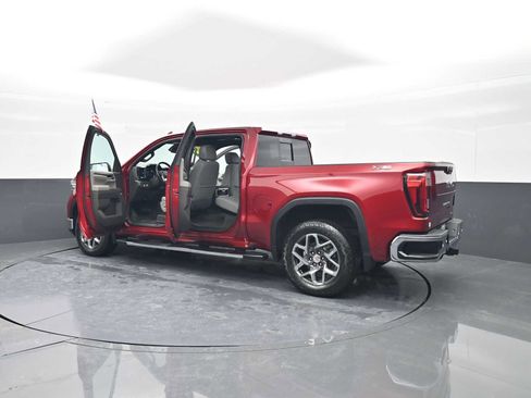 Used 2022 GMC Sierra 1500 SLT w/ SLT Premium Plus Package image 42