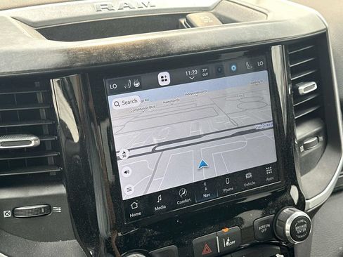 Used 2022 RAM 1500 Big Horn AWD/4WD image 27