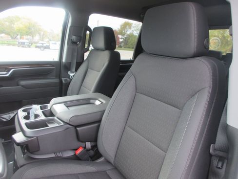 New 2026 GMC Sierra 3500 SLE image 14