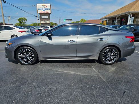 Used 2017 Nissan Maxima Platinum w/ Medallion Package image 3