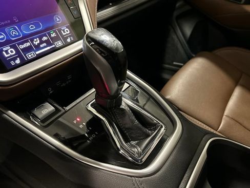 Certified 2022 Subaru Outback Touring AWD/4WD image 18