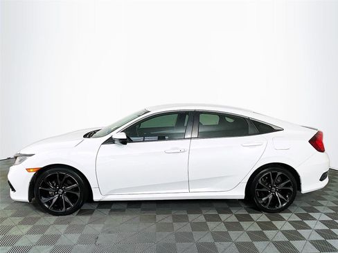 Used 2019 Honda Civic Sport image 4