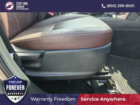 Used 2017 Subaru Forester 2.5i Touring AWD/4WD image 38