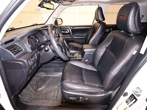 Used 2023 Toyota 4Runner TRD Off-Road Premium w/ Off Road Premium Plus Package AWD/4WD image 13