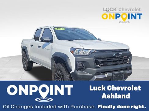 Used 2025 Chevrolet Colorado Trail Boss image 1