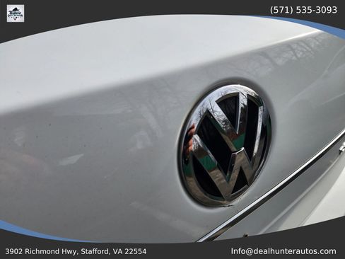 Used 2018 Volkswagen Passat 2.0T SE FWD image 13