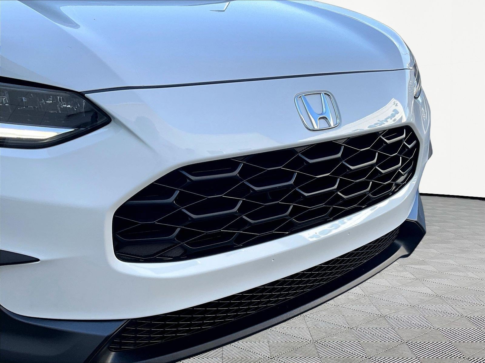 Used 2024 Honda HR-V LX image 29