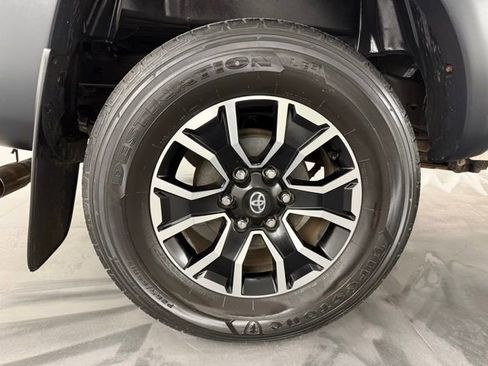 Used 2013 Toyota Tacoma PreRunner image 10