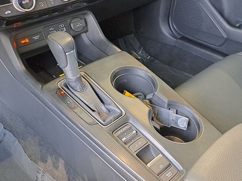 Used 2024 Honda Civic Touring image 17