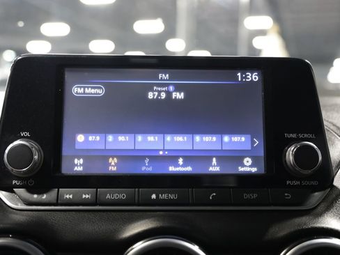 Used 2020 Nissan Sentra S FWD image 33