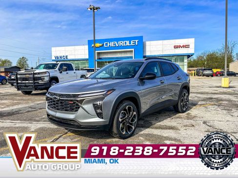 New 2026 Chevrolet Trax RS w/ Driver Confidence Package FWD image 3