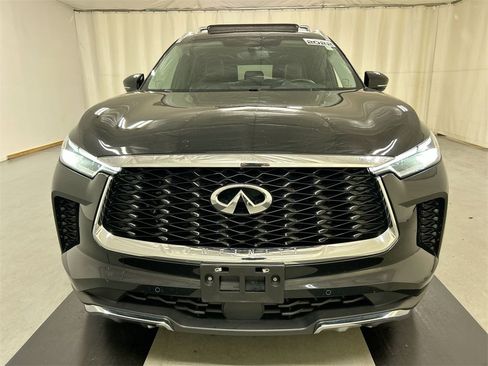 Used 2022 INFINITI QX60 Sensory w/ Cargo Package image 3