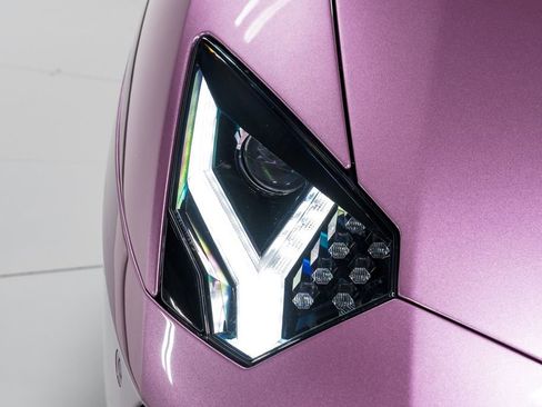 Used 2018 Lamborghini Aventador S image 41