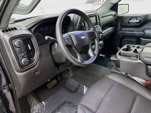 Used 2023 Chevrolet Silverado 1500 Custom AWD/4WD image 10