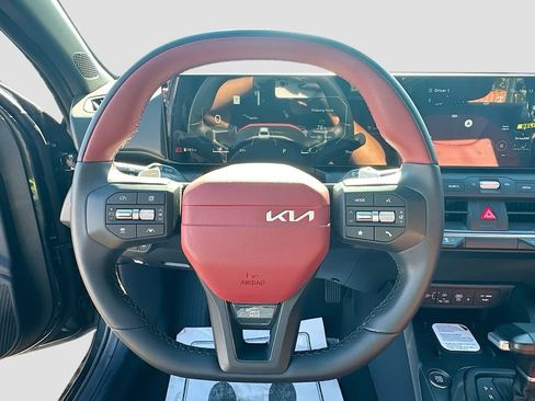 New 2025 Kia K4 GT-Line image 11