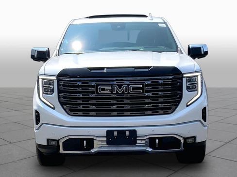 Used 2025 GMC Sierra 1500 Denali Ultimate AWD/4WD image 4