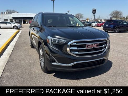 Used 2019 GMC Terrain SLT w/ Preferred Package AWD/4WD image 4