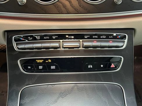 Used 2023 Mercedes-Benz E 350 4MATIC Sedan w/ Premium Package image 19
