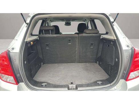 Used 2020 Chevrolet Trax LS w/ Tint and Cruise Package image 9