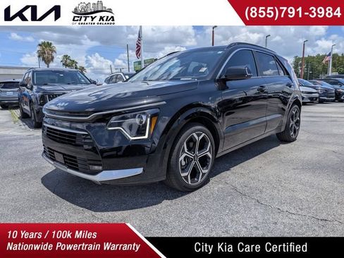 Used 2025 Kia Niro EX Touring FWD image 1