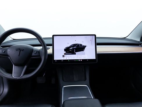 Used 2023 Tesla Model 3 Standard Range RWD image 8