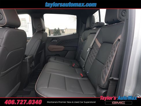 New 2026 GMC Canyon Denali image 6