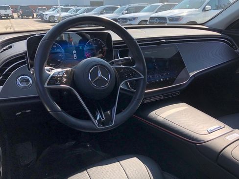 New 2025 Mercedes-Benz E 350 4MATIC Sedan image 16