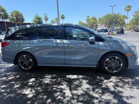 Used 2024 Honda Odyssey Elite image 6